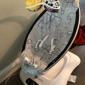 4Moms Mamaroo